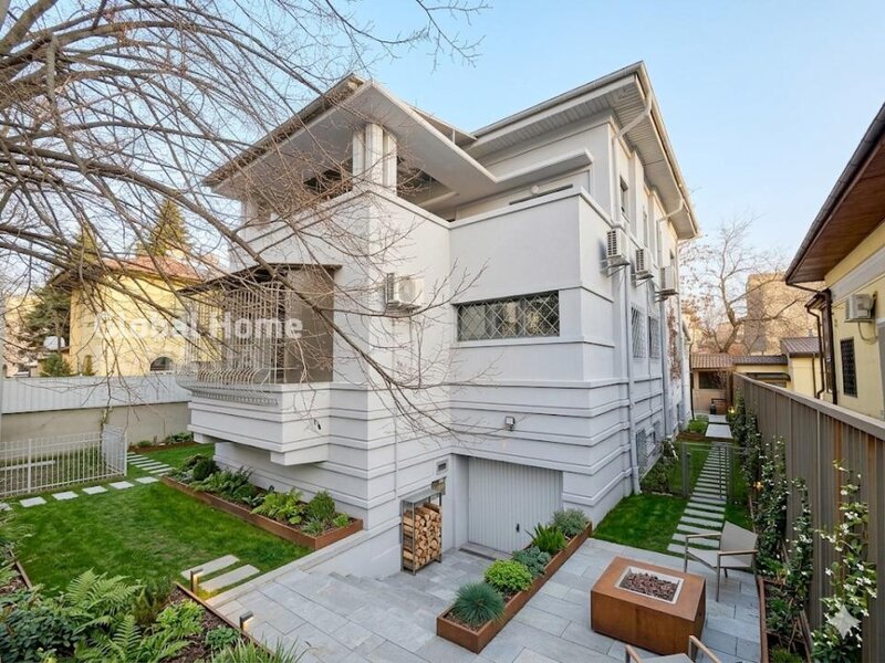 Domenii, Casin, 1 Mai, interbelic Art Deco Villa 440 sqm, land 566 sqm