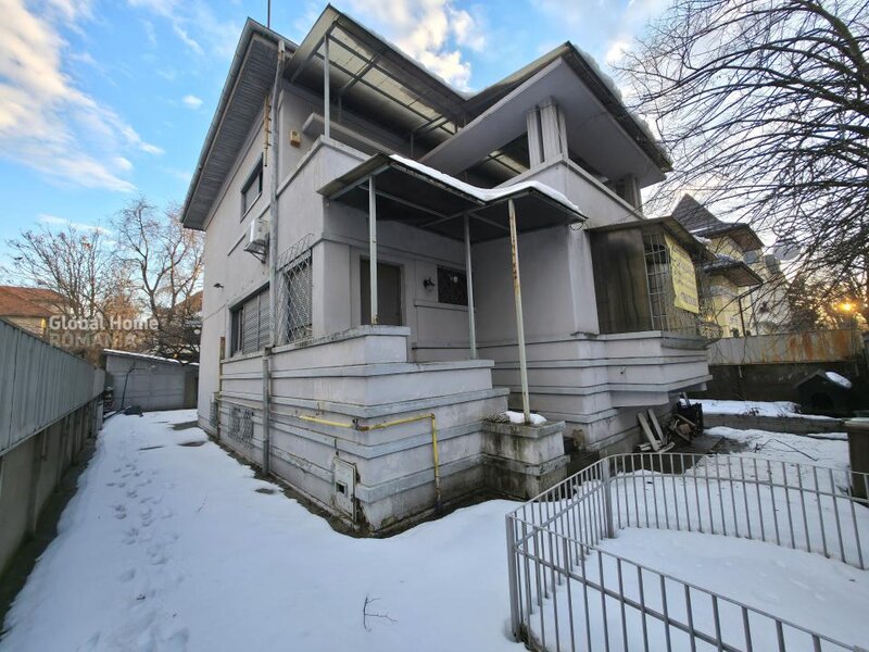 Domenii, Casin, 1 Mai, interbelic Art Deco Villa 440 sqm, land 566 sqm