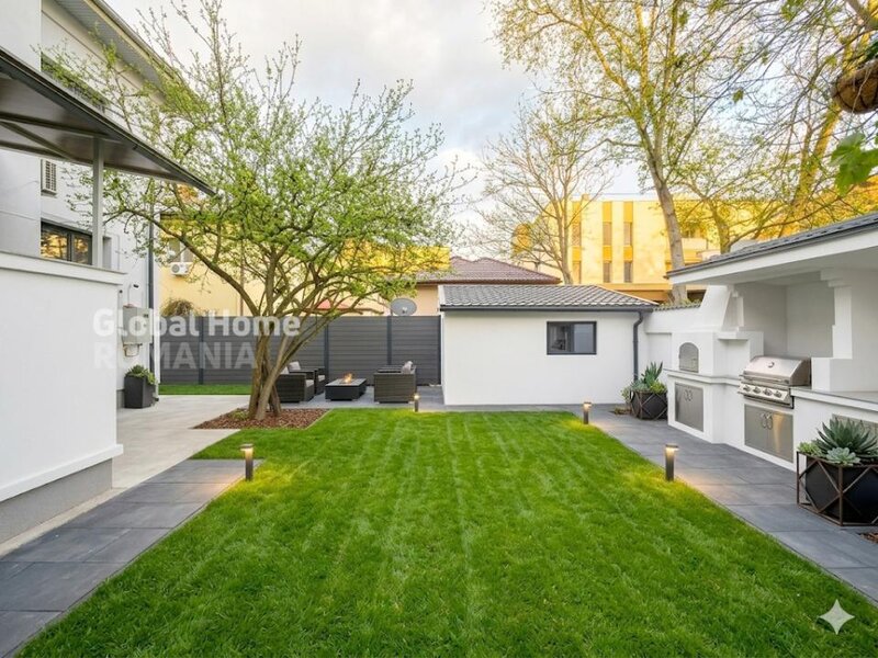 Domenii, Casin, 1 Mai, interbelic Art Deco Villa 440 sqm, land 566 sqm