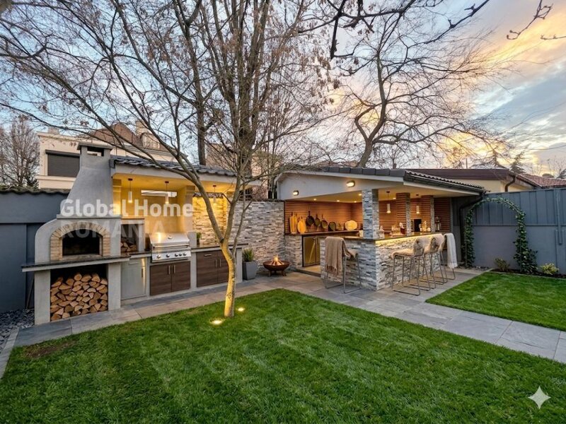 Domenii, Casin, 1 Mai, interbelic Art Deco Villa 440 sqm, land 566 sqm